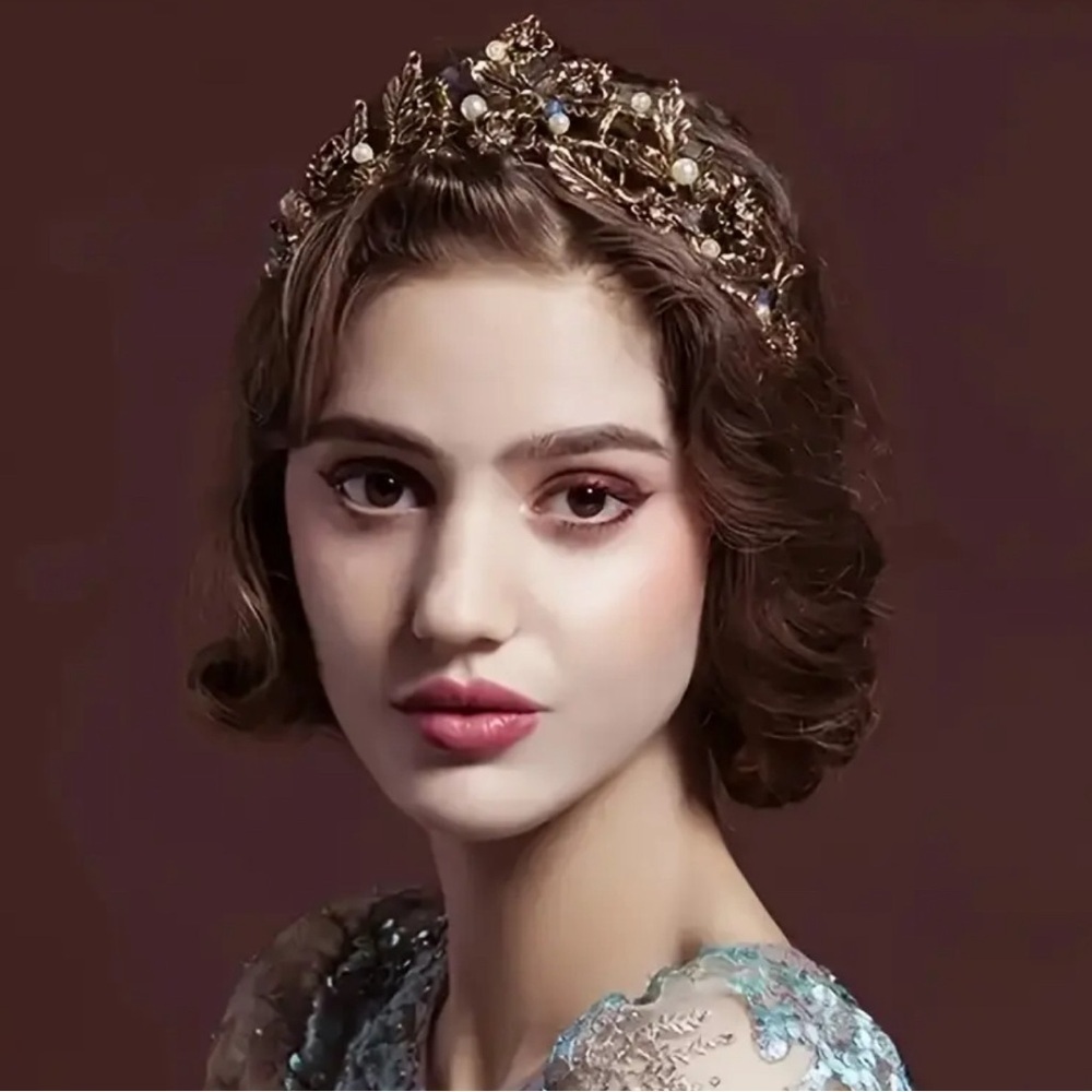 NEW Gold GreekTiara Crown Ethereal Bridal Bride Wedding ✨✨🔥💕💕 Beautiful